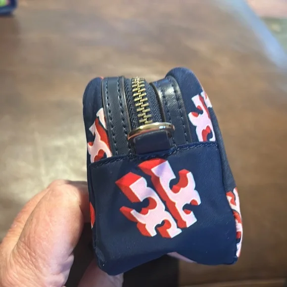 EUC Authentic Tory Burch Navy and Pink logo Cosmetic Bag - Picture 6 of 10